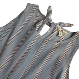 Vineyard Vines Medium Fun‎ Summer Top Blue Stripe Ruffles Back Tie
